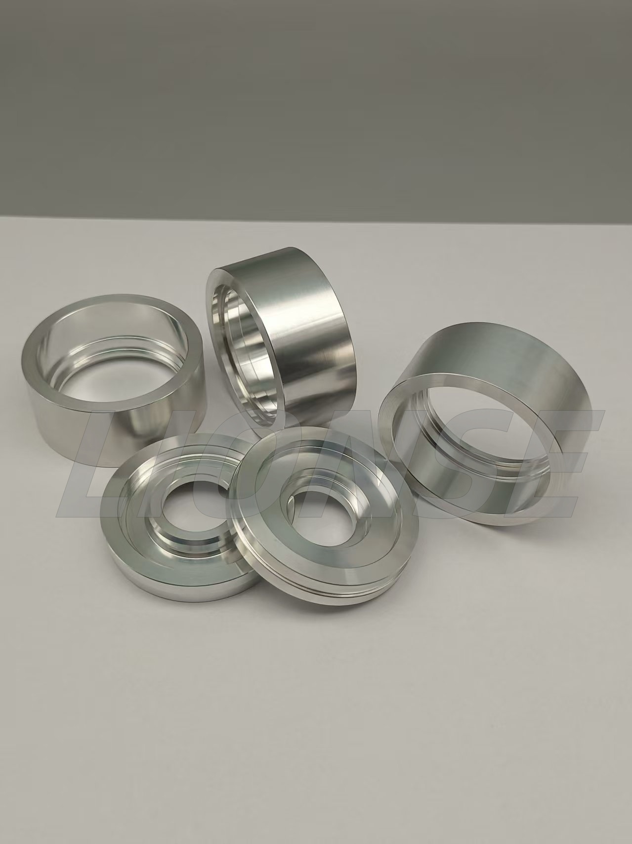 Why the price of the single parts processing and batch processing differences so big?