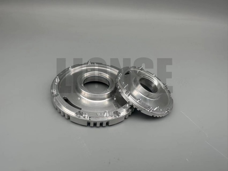 What are the advantages of alloy materials?