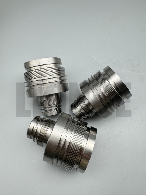 Why is Grade 5 titanium alloy chosen for deep-sea equipment?